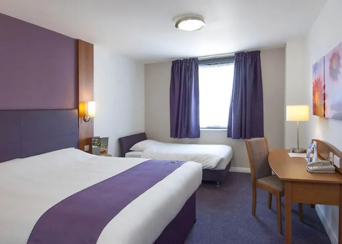 Top Cheap Hotels Near Cumbernauld for Savvy Travelers